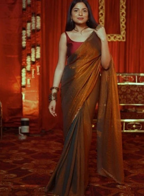 Online Bazaaar Embroidered, Embellished, Solid/Plain Bollywood Pure Silk, Chiffon Saree(Gold)