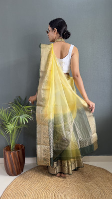 Bansari Textiles Self Design Bollywood Jacquard, Organza Saree(Cream)