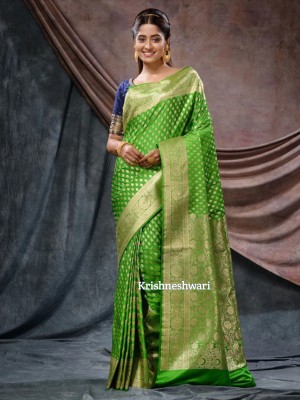 Krishneshwari Self Design Banarasi Pure Silk Saree(Green, Red)