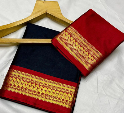 looknchoice Woven Banarasi Silk Blend Saree(Black)