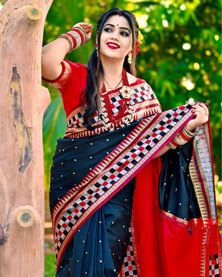 Laxmipati sarees Woven Bollywood Chiffon Saree(Black)