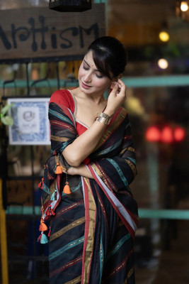 SRINJAN FASHION Striped Daily Wear Handloom Khadi Saree(Black)