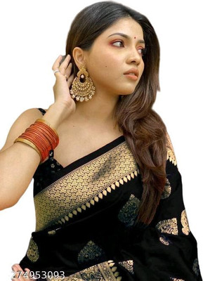 SOMVATI Woven, Self Design, Embellished Kanjivaram Art Silk, Jacquard Saree(Black)