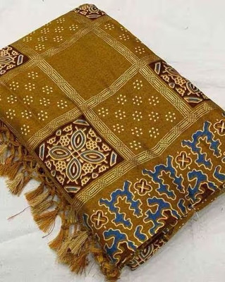 SSHAGUN LIFESTYLE Printed Patola Silk Blend Saree(Yellow)
