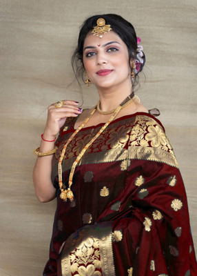 KAKADIYA CREATION Embellished Bollywood Chiffon Saree(Maroon)
