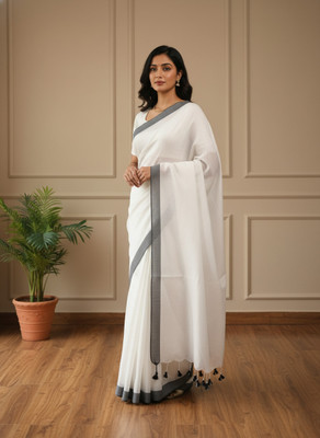 BongAp Self Design Handloom Cotton Blend Saree(White)