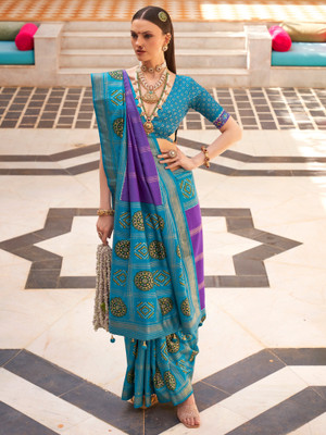 Tasrika Woven Patola Silk Blend Saree(Purple)