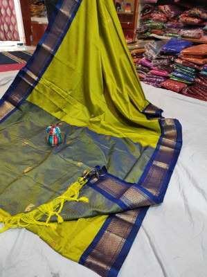 Apnisha Solid/Plain Banarasi Pure Silk Saree(Blue)