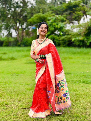Fashion Club Collection Self Design, Woven Paithani Nylon, Jacquard Saree(Red)