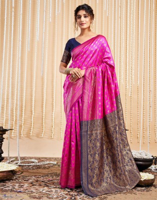 Samah Woven, Embellished, Self Design Kanjivaram Silk Blend, Jacquard Saree(Magenta, Dark Blue)