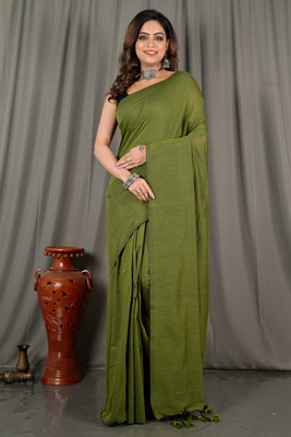 BRYNBRIT Solid/Plain, Striped Handloom Cotton Blend Saree(Green)