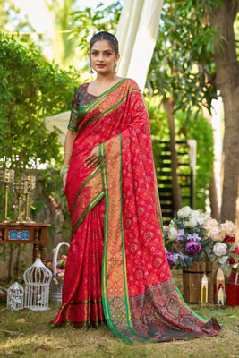 Divastri Solid/Plain Banarasi Art Silk Saree(Red)