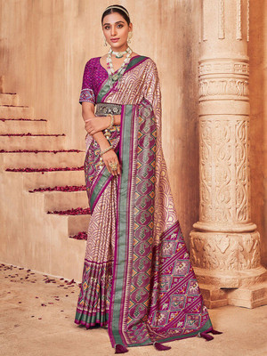 ANOUK Woven Ikkat Silk Blend Saree(Cream)