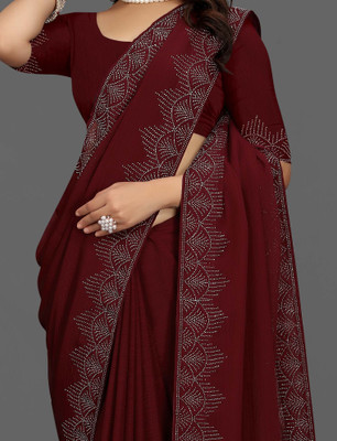 pari creation Solid/Plain, Self Design, Dyed, Embellished Bollywood Georgette Saree(Maroon)