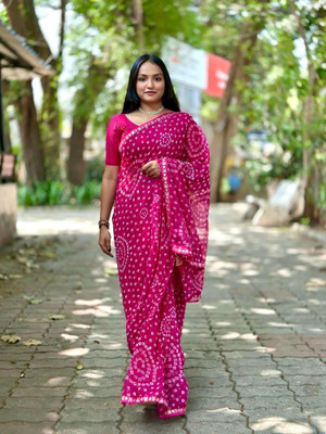 ZENFAB THREADS Self Design Bollywood Georgette Saree(Multicolor)