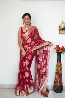 Rudr Venture Digital Print Banarasi Silk Blend Saree(Red)