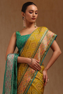 soch Woven Saree with Attached Blouse Silk Blend Saree(Light Green)