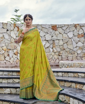 Om Creation Embellished Banarasi Pure Silk Saree(Light Green)