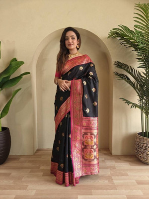 DIVINE JUNCTION WEAR Woven, Self Design, Paisley, Floral Print Banarasi Satin Saree(Black, Pink)