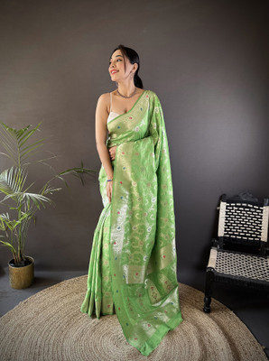 Elora Woven Banarasi Silk Blend Saree(Light Green)