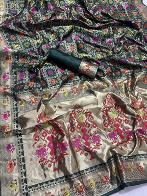 Dhruvil Impex Self Design Banarasi Silk Blend Saree(Green)