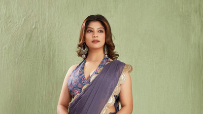 M.B.ENTERPRISE Printed Bollywood Georgette Saree(Pink)