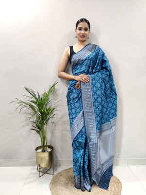 KV Fashion Embellished Banarasi Silk Blend Saree(Blue)