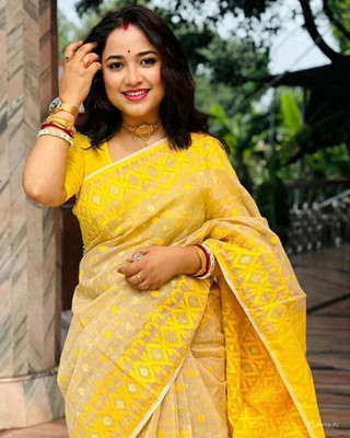 Mondal Saree Centre Woven Jamdani Cotton Blend Saree(Yellow)