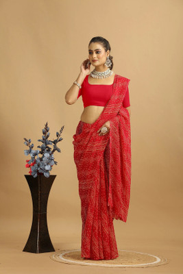 MAHARAJ SAREES Digital Print Bandhani Georgette Saree(Red)