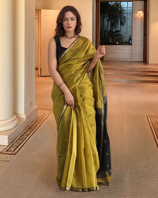 HouseOfCommon Woven Kanjivaram Pure Silk Saree(Light Green, Black)