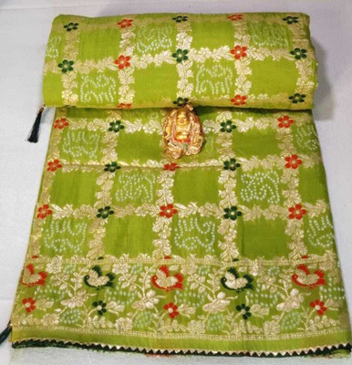 Jai maa bhagwati enterprises Floral Print, Solid/Plain, Self Design Banarasi Art Silk Saree(Maroon)