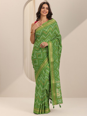 LIBAS Printed Daily Wear Silk Blend Saree(Green)