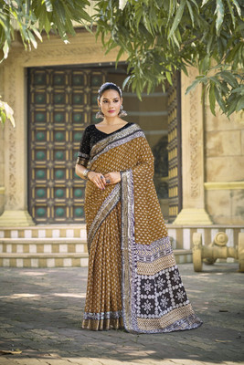 Igel Printed Daily Wear Pure Cotton Saree(Brown)