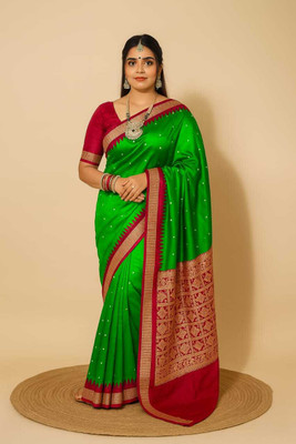 Sijileen Woven Sambalpuri Art Silk Saree(Light Green, Red)