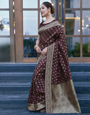 Samah Woven, Embellished Banarasi Silk Blend, Pure Silk Saree(Maroon, Gold)