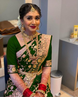 THESIYA FAB Printed Bollywood Jacquard, Art Silk Saree(Green)