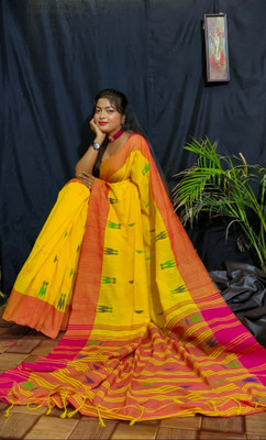 Gitobitan Self Design Handloom Pure Cotton Saree(Yellow)