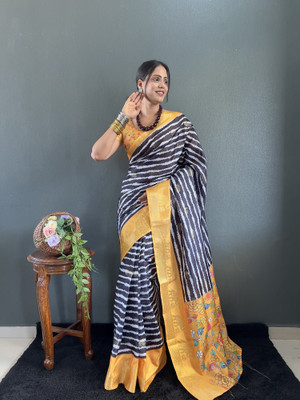 Julee Printed Banarasi Pure Silk Saree(Black)