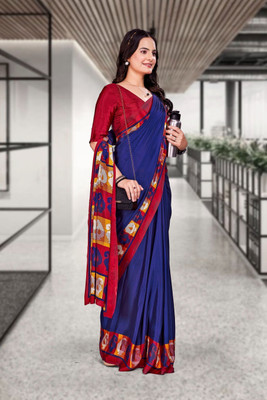 Feminista Printed, Solid/Plain Daily Wear Crepe Saree(Dark Blue)