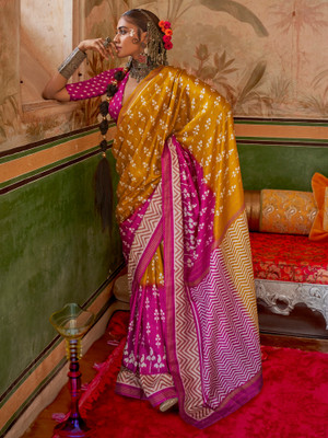 Sareemall Printed Pochampally Silk Blend Saree(Mustard)