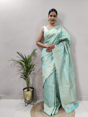 Aika Solid/Plain Banarasi Pure Silk Saree(Light Blue)