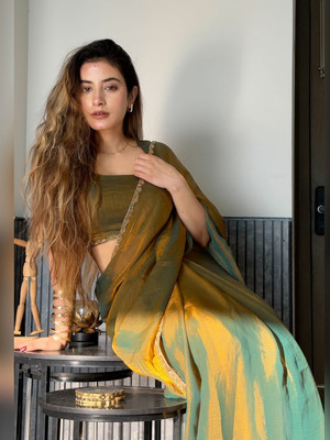 valida Solid/Plain Bollywood Organza, Silk Blend Saree(Gold)