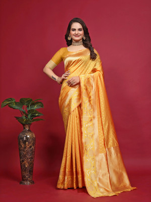 Omsaiarts Woven Kasavu Silk Blend Saree(Gold)