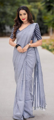 Maku Solid/Plain Handloom Polyester, Pure Cotton Saree(Grey)