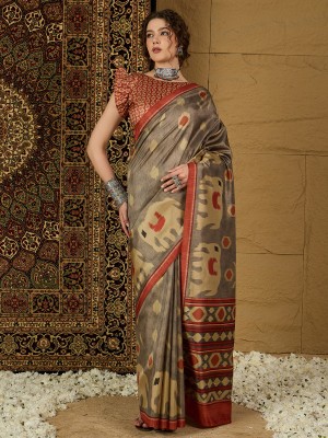 Sareemall Printed Daily Wear Silk Blend Saree(Grey)