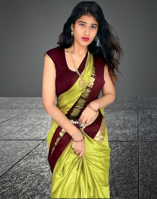 Mortal Textile Printed Assam Silk Cotton Silk Saree(Grey)