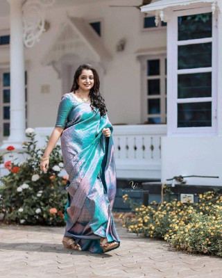 HouseOfCommon Striped Banarasi Pure Silk Saree(Green)