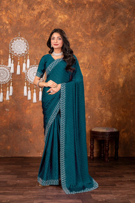 aai k Self Design Bollywood Chiffon Saree(Green)