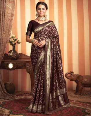 Samah Woven, Embellished, Self Design Kanjivaram Silk Blend, Jacquard Saree(Maroon, Gold)