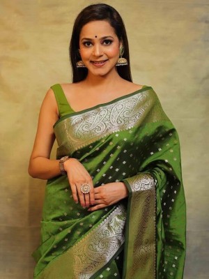 Priyashi Woven, Printed, Self Design Banarasi Cotton Silk, Jacquard Saree(Green)